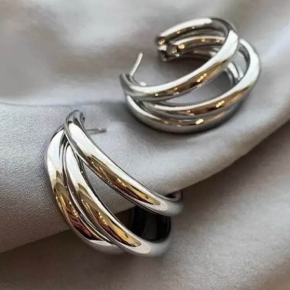 NEW Silver Multi-layer Hoop Earrings - Picture 2 of 6